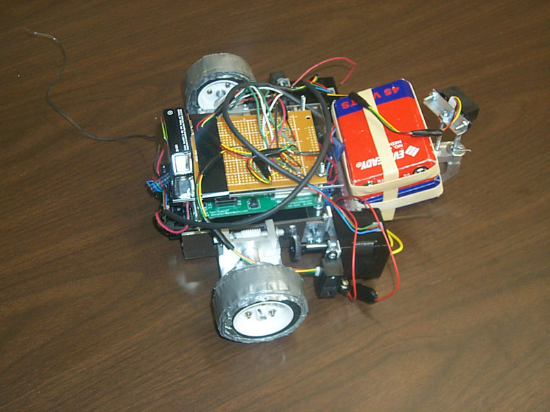 Magnetic climbing robot