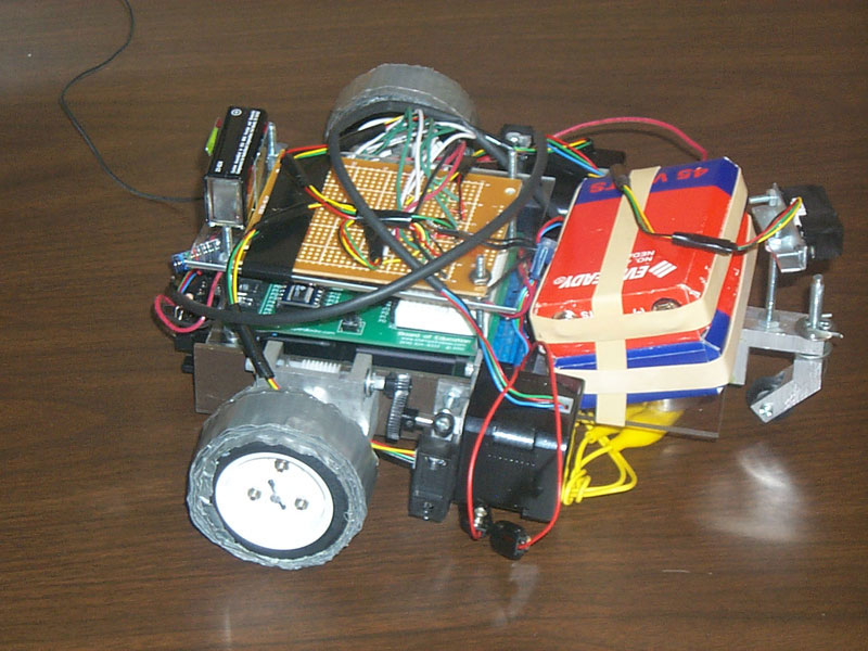 Magnetic climbing robot