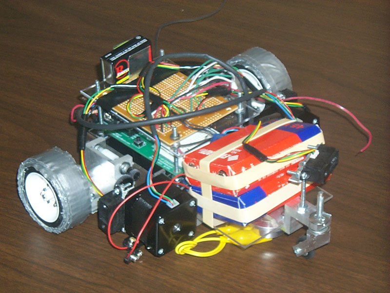 Magnetic climbing robot