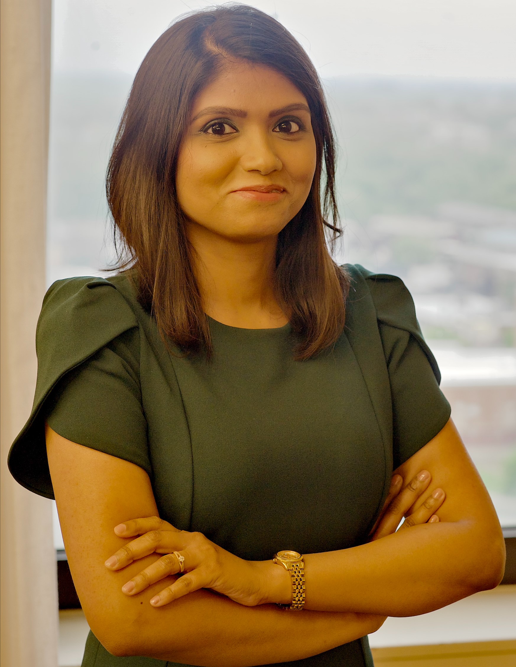 headshot_farzana.jpeg
