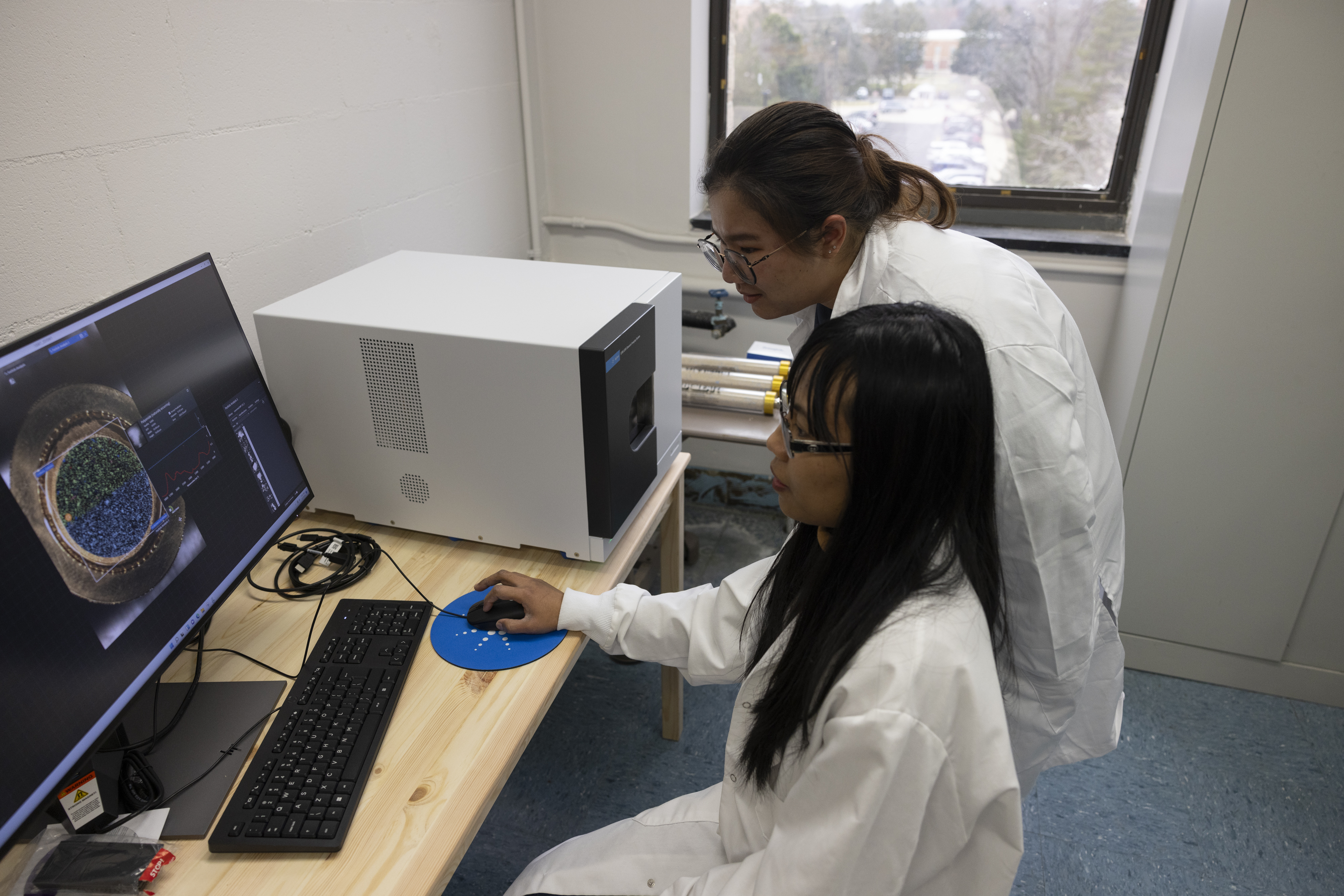 Microplastic Research - Agilent 8700 LDIR